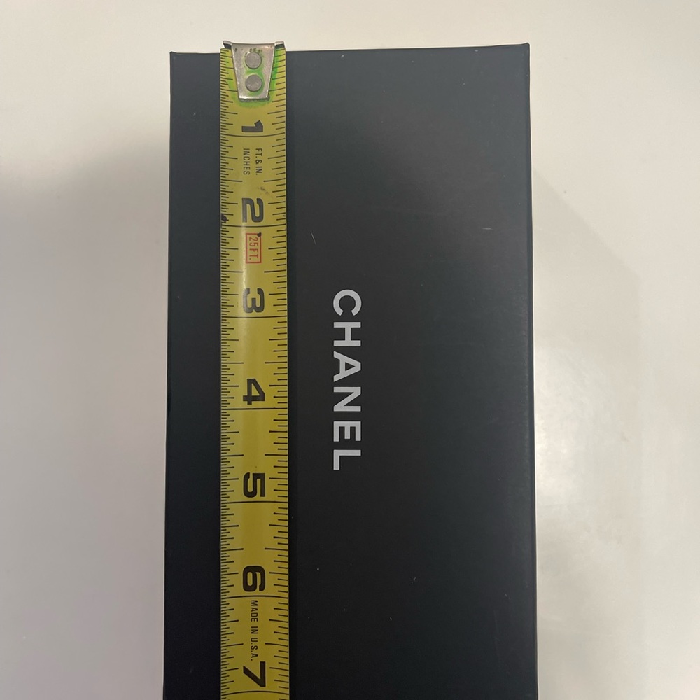 Authentic Chanel Boxes - Picture 4 of 6